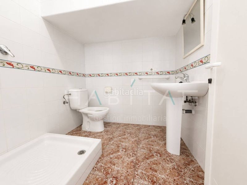 Foto 756e40fd-b087-4df9-a524-847a78ef47b6. Lloguer local comercial a Pilar de la Horadada ciudad Pilar de la Horadada