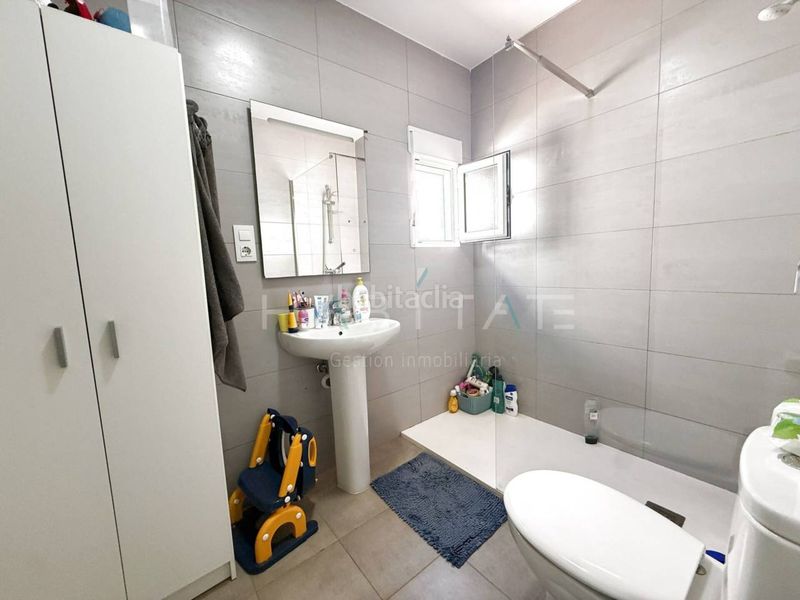 Foto a3b7525c-b51c-4e7a-b39e-b0021698c9d1. Piso  en venta en núcleo03190 en Pilar de la Horadada ciudad Pilar de la Horadada