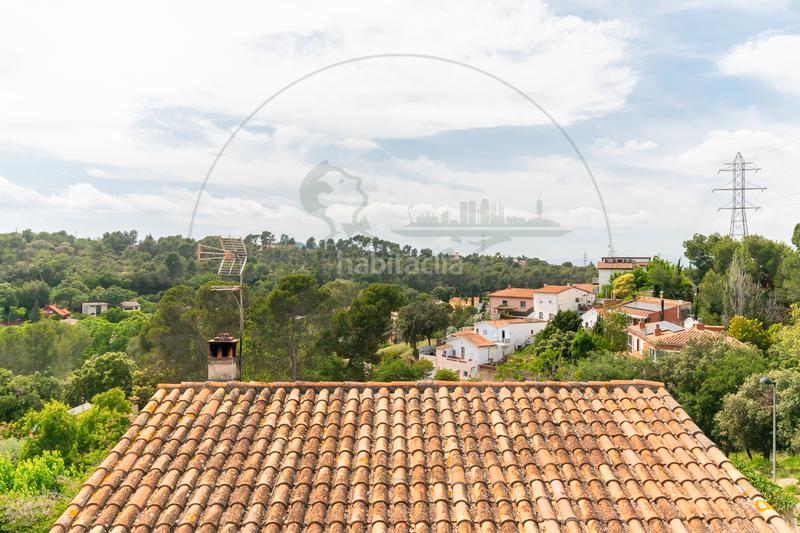 Foto 0bc647d8-b918-4b80-bf48-93fadc7ed0b0. Maison avec cheminée chauffage parking piscine dans Sant Cugat del Vallès
