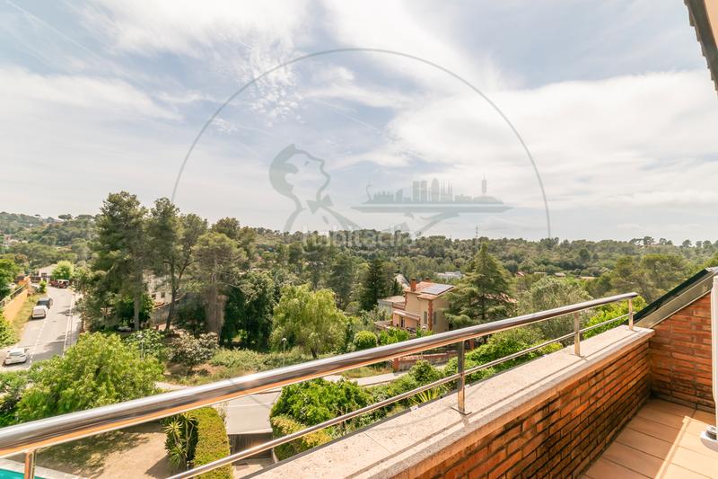Foto 2cee86d8-2d78-4f6c-a449-c6411b9044aa. Maison avec cheminée chauffage parking piscine dans Sant Cugat del Vallès