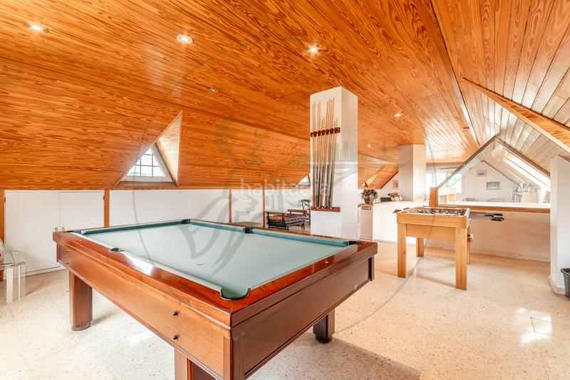 Foto 4922aa99-efe8-4e36-9e91-4cbe03995a4a. Maison avec cheminée chauffage parking piscine dans Sant Cugat del Vallès