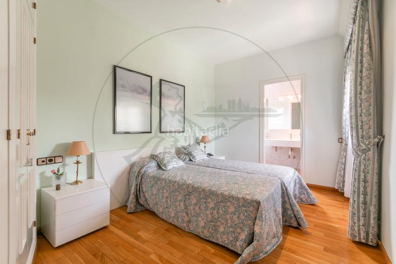 Foto 68e25e4c-b0e4-4bd6-9386-f39b0f1dca06. Maison avec cheminée chauffage parking piscine dans Sant Cugat del Vallès