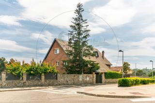 Haus in La Floresta. Gran casa familiar en sant cugat