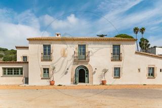 Casa en Tiana. : espectacular masia reformada en tiana