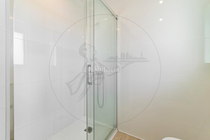 Foto f8fdb064-2533-403a-95e5-c16783ff3512. Affitto casa con riscaldamento parcheggio piscina in Sant Cugat del Vallès