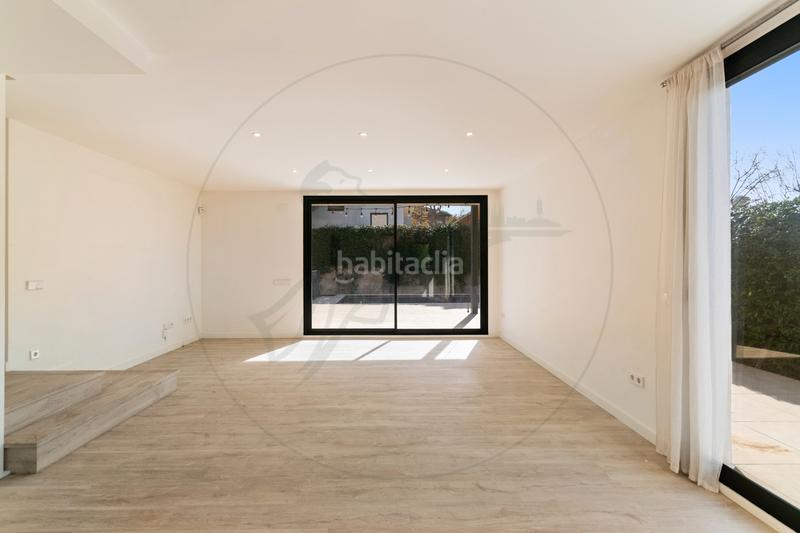 Foto d1d47fd2-760a-4979-af23-619424f47e49. Alquiler casa magnífica vivienda unifamiliar seminueva en Sant Cugat del Vallès