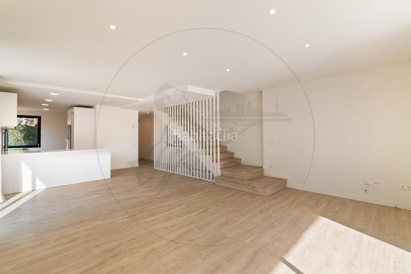 Foto 2a7cabe4-6e38-42a8-80f7-4219fd0b410b. Location maison avec chauffage parking piscine dans Sant Cugat del Vallès