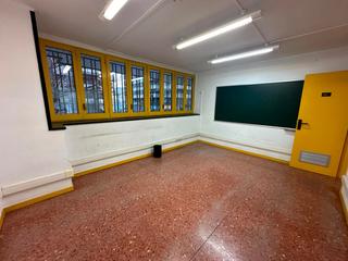 Miete Büro in Gran passeig de ronda 147. Oficinas de 265 m con acceso independiente!