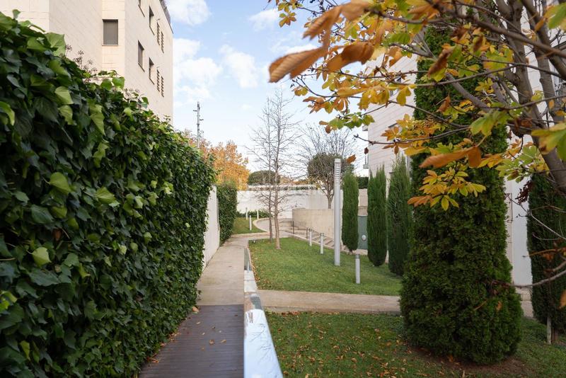 Foto 843b69c5-9cb1-4962-9b31-cce569d0c51f. Duplex avec parking piscine dans Joc de la Bola - Camps d'Esports Lleida