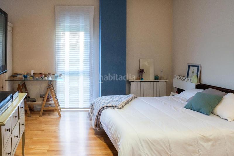 Foto cf16968a-1c8d-4031-ba07-20ec87924f82. Duplex avec parking piscine dans Joc de la Bola - Camps d'Esports Lleida