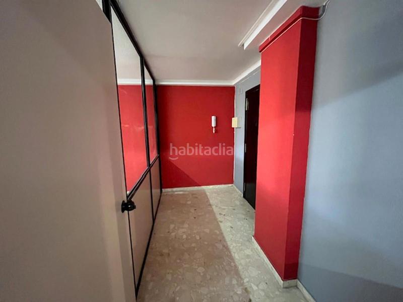 Foto 6d03ba37-9d3c-41a9-80bf-3b883bd4eb29. Alquiler oficina  en alquiler en zona alta 80m soleados, perfecta para negocio profesional en Lleida