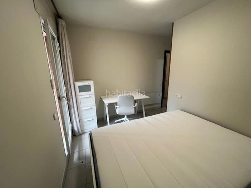Foto 0b9edd80-93ea-45f5-b3b2-6e6ccd867c3f. Alquiler piso habitación individual en zona alta, vallcalent práctica, bien comunicada e ideal para estudiantes o profesionales. 375 por habita en Lleida