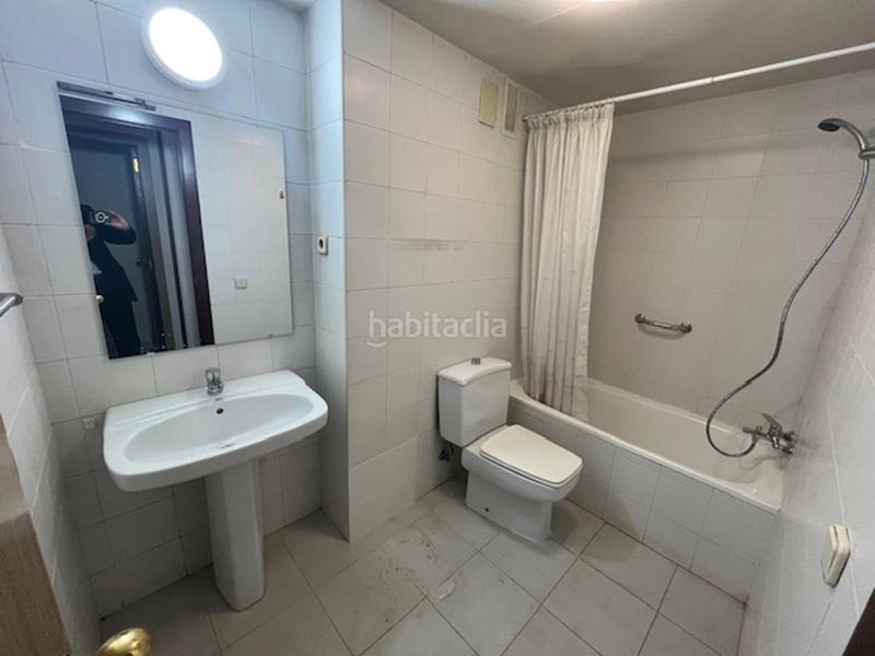 Foto 70ade980-2e38-430e-a822-d7d4fada716f. Alquiler piso habitación individual en zona alta, vallcalent práctica, bien comunicada e ideal para estudiantes o profesionales. 375 por habita en Lleida