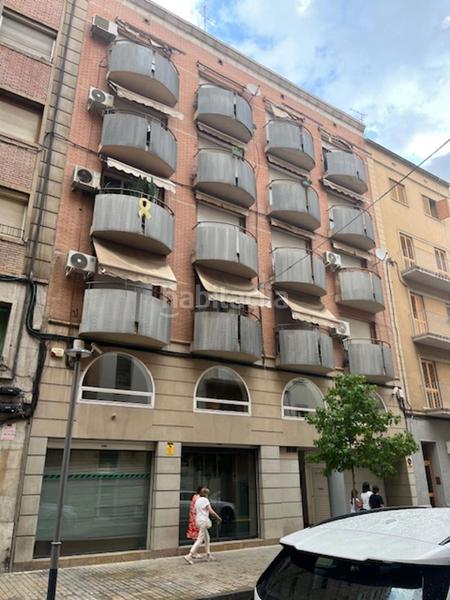 Foto ce0cb429-e5ba-4e4e-a371-fab3fcca799e. Alquiler piso habitación individual en zona alta, vallcalent práctica, bien comunicada e ideal para estudiantes o profesionales. 375 por habita en Lleida