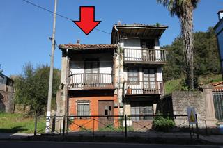 Casa en Cabezón de la sal - calle concha espina 21. Casa en cabezón de la sal