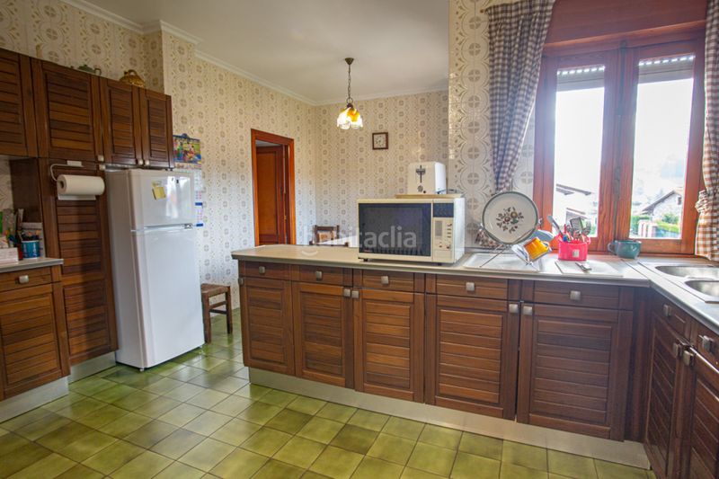 Foto 044e4e33-5a4b-48b2-8200-957ff51146ad. Haus in santibáñez - bo carrejo 109 in Cabezón de la Sal