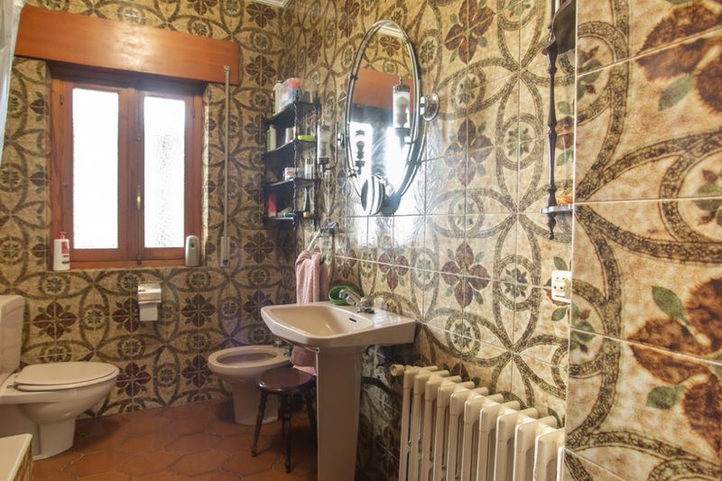 Foto cf8ab7a9-f000-4bcf-be1f-2c369dfe0930. Haus in santibáñez - bo carrejo 109 in Cabezón de la Sal