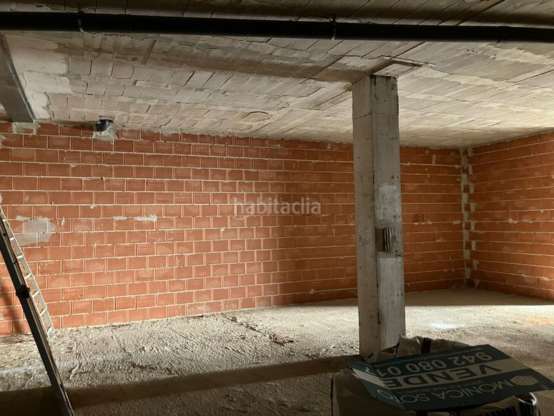 Foto a137e9bf-9eee-4c83-a8c4-161a821b8c2e. Local comercial en Cabezón de la Sal - calle matilde de la torre 9 local en cabezon de la sal en Cabezón de la Sal