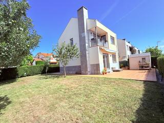 Maison  Cortiguera - cl monte el 3. Chalet pareado en cortiguera  suances