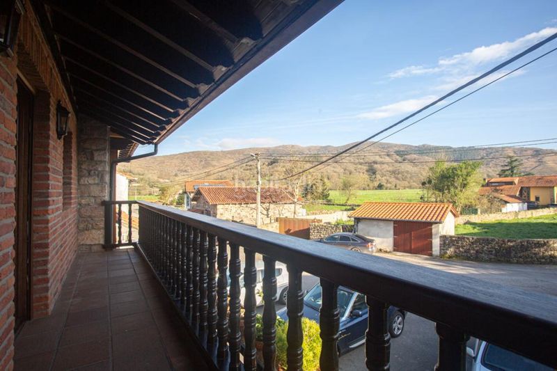 Foto c3114212-c47c-4702-a389-e96365551d61. Maison jumelée dans barrio de abajo - pb ucieda abajo 81 dans Ruente