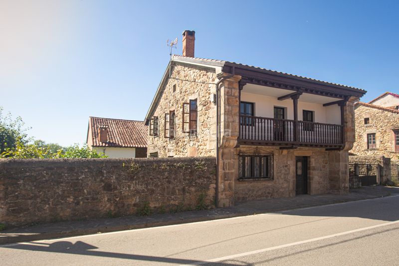 Foto 59b94fb4-01a5-4203-985a-3efb0bd93bed. Casa amb calefacció a Mazcuerras
