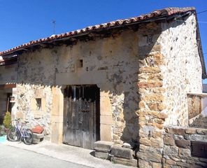 Casa aparellada  Pb la miña 116. Cuadra de piedra pareada para reformar en lamiña