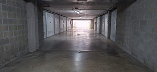 Parking coche  Cabezón de la sal - cl urb.mies de marras 1. Venta de garaje cerrado en cabezon de la sal