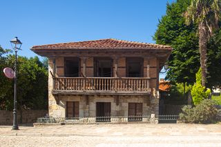 Casa  Santillana del mar - cl dorat 7. Casa con gran potencial en santillana del mar