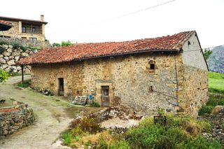 Maison jumelée à Lamasón - bo cires. Cuadra de piedra pareada para reformar en lamason