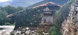 Casa bifamiliare  Lamasón - bo cires. Cuadra de piedra pareada en lamason