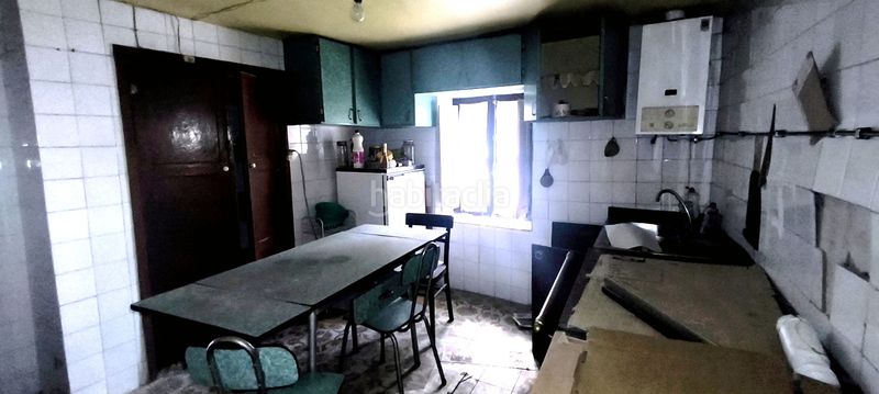 Foto b4089207-0871-4013-9855-c8961e564ddd. Casa aparellada amb calefacció aparcament a Mazcuerras