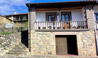 Towny house in Lamasón - bo cires 85. Casa de piedra pareada en lamasón