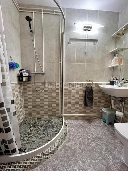 Foto 8ce5fed9-28c8-48b9-bf24-1fa5d953eaa1. Appartement avec chauffage dans La Roureda Sabadell