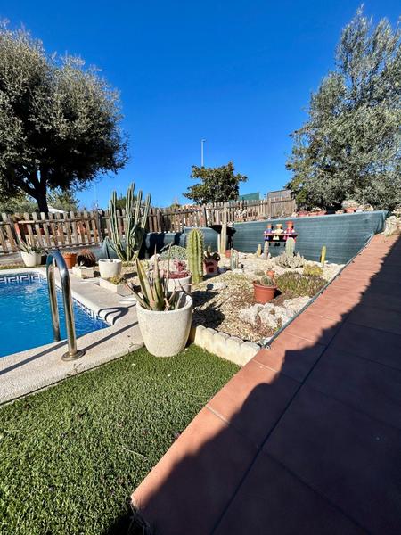 Foto 41902a56-d1aa-4fe4-b47f-5b08b4f369d3. House with heating parking pool in Collbató