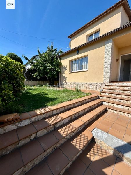 Foto bcb234be-8ef2-4639-ad43-cb81624c1f60. Casa amb calefacció piscina a Masquefa