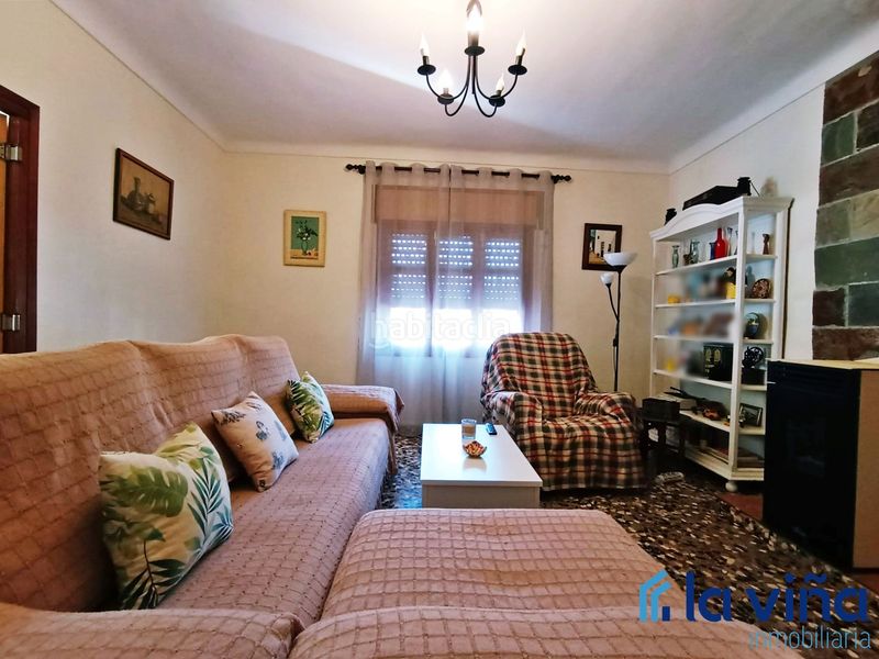 Foto f2701535-6c3f-4713-b8e7-9dda097b31d4. Casa amb aparcament a Fuente de Piedra