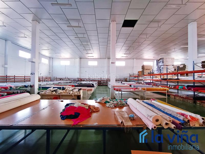 Foto 4ae1a4ba-72be-4e2f-97f7-b33b8786a8ef. Nau industrial a Alameda