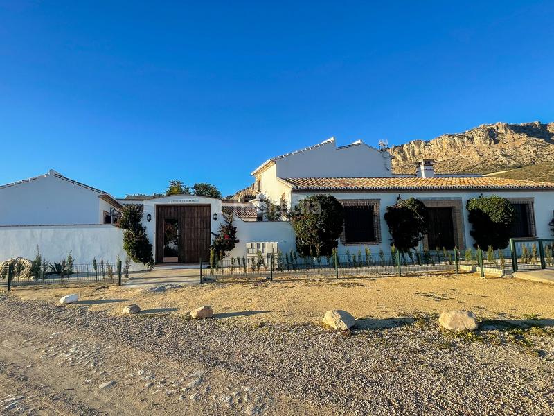 Foto 9a43e933-2473-4814-b5d0-212d2e591b32. Casa amb xemeneia a Villanueva De La Concepción