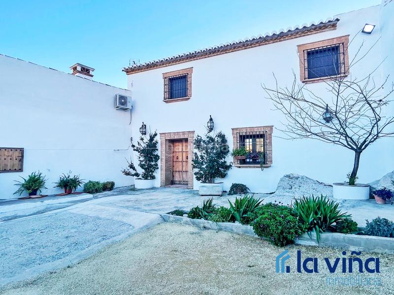 Foto b1dca6dc-eb88-4266-96bc-ba38488d2569. Casa amb xemeneia a Villanueva De La Concepción