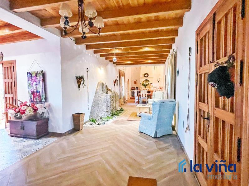 Foto b32b5741-0e26-41bd-81c7-0ff7d86d1b61. Casa amb xemeneia a Villanueva De La Concepción