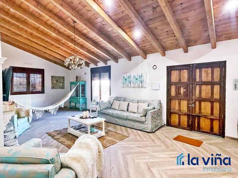 Foto c41b2cf3-88a0-4005-876a-0767f8a1cd27. Casa amb xemeneia a Villanueva De La Concepción