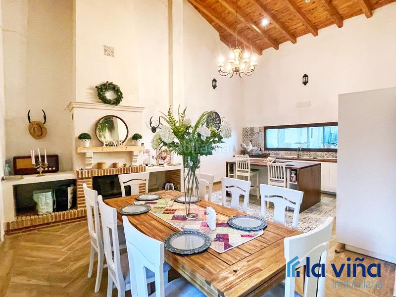 Foto e280f7af-fc3f-4b94-a97f-c1e7552dd3b7. Casa amb xemeneia a Villanueva De La Concepción