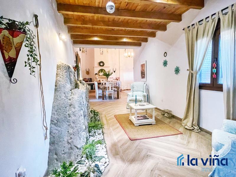 Foto e4009db9-8eda-419a-a34b-8d7aa6d451f5. Casa amb xemeneia a Villanueva De La Concepción