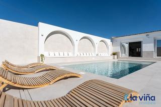 Chalet en Centro. Ref:050424752 se vende villa en antequera (málaga).