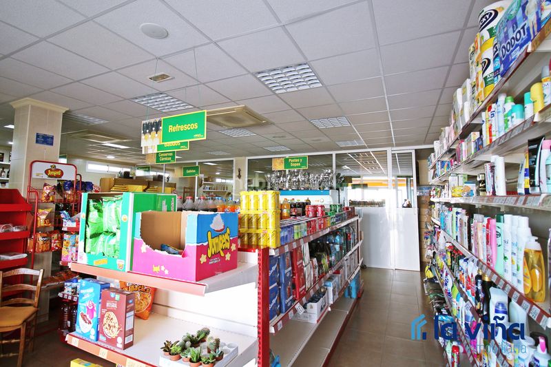 Foto e9f2018a-f8f2-4119-bc13-4a296b98fdbb. Local comercial a Villanueva de Algaidas