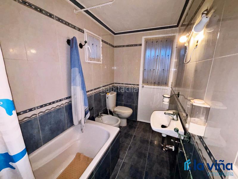 Foto 358a383d-5df7-429d-bb91-7985bca0dae1. Casa aparellada a Encinas Reales