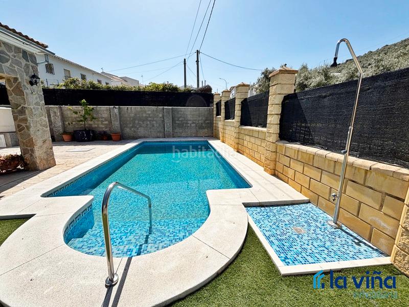 Foto 5a228259-5254-4b3e-add7-1a60c86d0566. Xalet amb xemeneia piscina a Iznájar