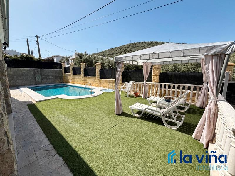 Foto e25654e5-dbd4-4ba4-9270-eeb38b5d3c0f. Xalet amb xemeneia piscina a Iznájar