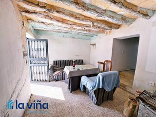 Casa a Villanueva del Trabuco. Ref:070525914 se vende casa de dos plantas para reformar en vill