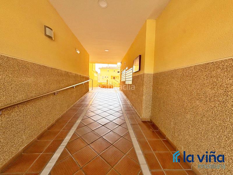 Foto a6412dd5-d2cc-45e2-8c0e-dcb56470a250. Piso ref:130525924 se vende piso en primera planta en rincon de la victoria (málaga). en Rincón de la Victoria